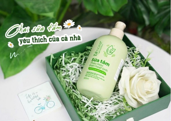 Chai sữa tắm yêu thích của cả nhà
