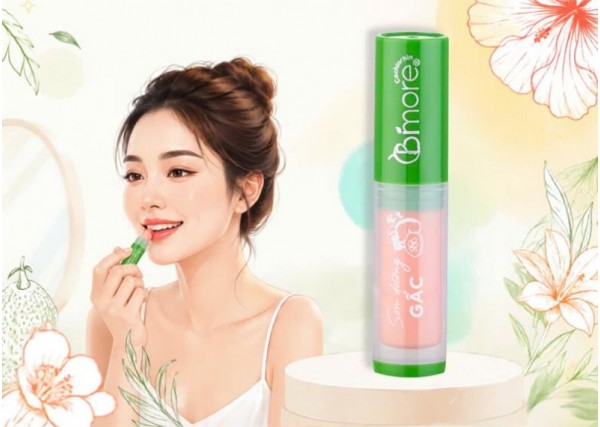 Thỏi son dưỡng phù hợp sau mỗi lần phun xăm