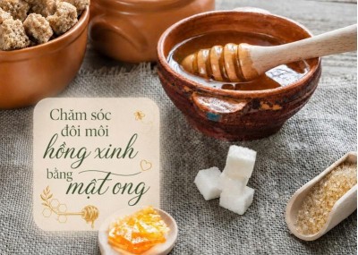 Cách chăm sóc đôi môi hồng xinh bằng mật ong